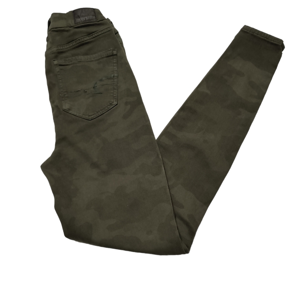 American Eagle Green Camo Super Hi Rise Jeggings Size 2